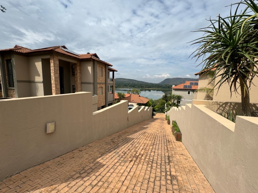 4 Bedroom Property for Sale in Birdwood Estate North West